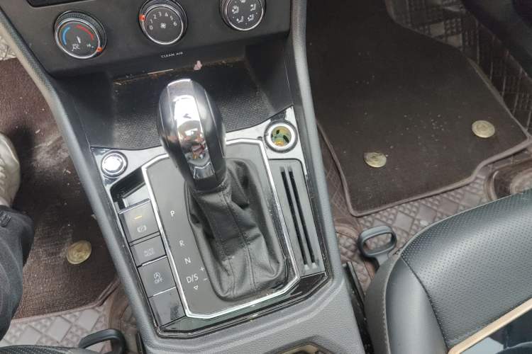 Used Volkswagen Lavida 2019 1.5L Automatic Comfort Edition China VI Standard
