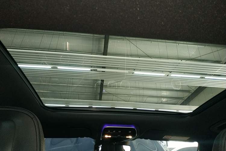 Used Mercedes-Benz C-Class 2023 Second Facelift C 260 L Starry Night Sports Edition Headliner