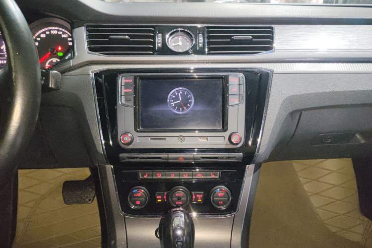 Used Volkswagen Passat 2017 330TSI DSG Luxury Edition