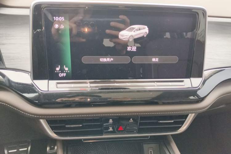 Used Volkswagen Viloran 2024 380TSI Premium Edition