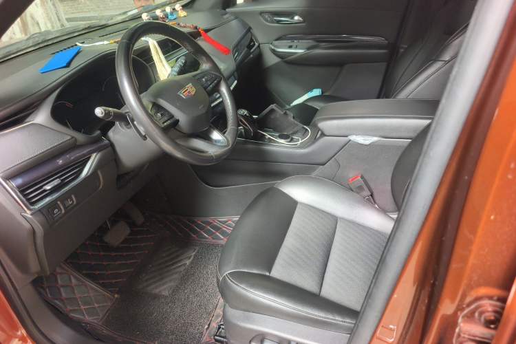 Used Cadillac XT4 2018 28T Two-Wheel Drive Tech Version