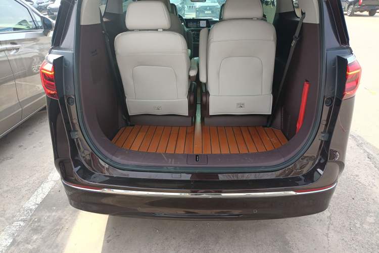 Used Buick GL8 2022 Avenir Aivia Six-Seat Deluxe Edition