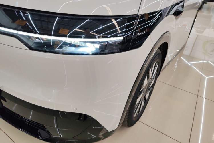Used Zeekr MIX 2025 Long-Range Intelligent Driving Edition

