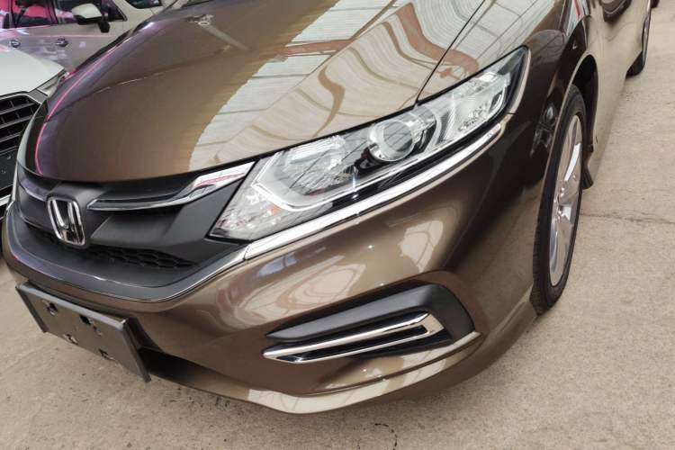 Used Honda Jade 2017 1.8L automatic Comfort version 5 seats