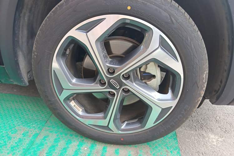 Used Geely Auto Monjaro L 2024 2.0TD DCT EVO Two-Wheel Drive Long-Range Version Right Front Wheel Hub