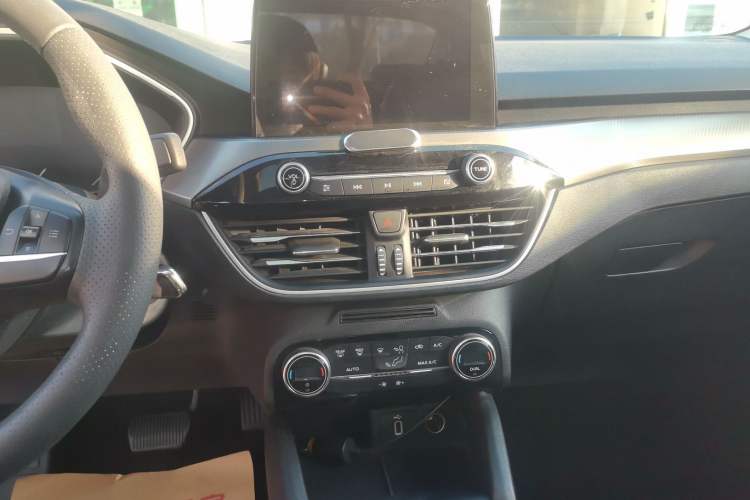 Used Ford Focus 2019 Sedan EcoBoost 125 Automatic Trendy Model China V Standard
