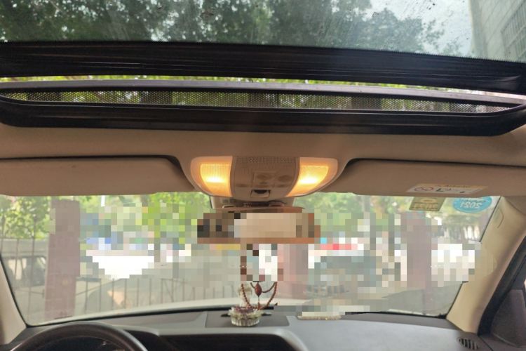 Used Mercedes-Benz GLK-Class 2013 Facelift GLK 300 4MATIC Fashion Edition Headliner