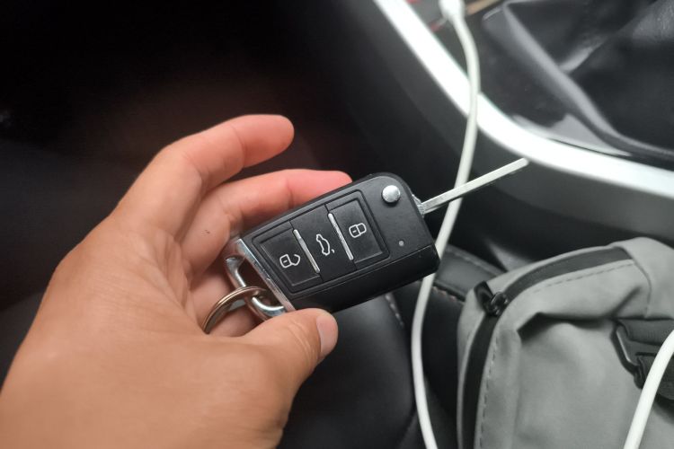 Used Wuling Jiachen 2022 1.5L Manual Comfort Edition
