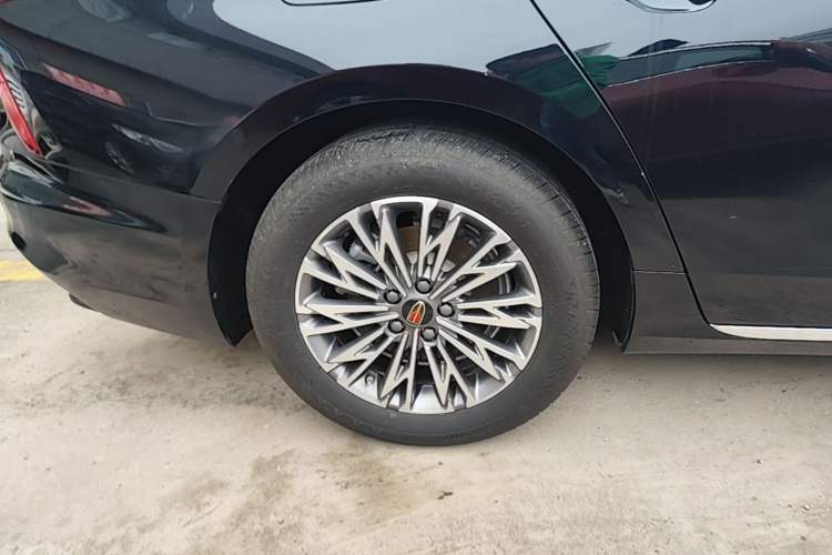 Used Hongqi H5 2024 1.5T DCT Smart Connect Flagship Edition
