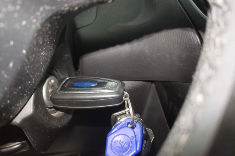 Used Ford Focus 2018 Hatchback Classic 1.6L Automatic Trendy SmartDrive Edition
