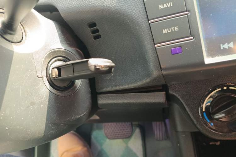 Used Suzuki Swift 2016 1.5L Automatic Fashionable Coolplay Edition
