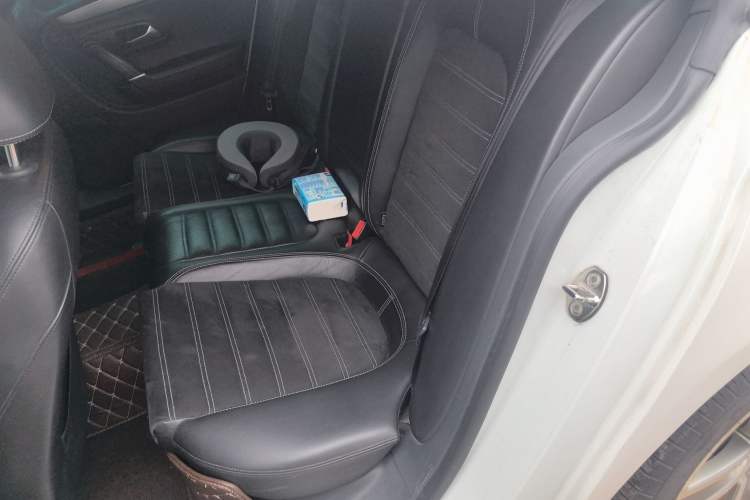 Used Volkswagen FAW-Volkswagen CC 2013 1.8TSI Luxury Model Left Rear Seat