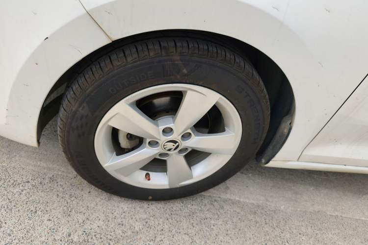 Used Skoda Rapid Spaceback 2018 1.6L Automatic Comfort Edition