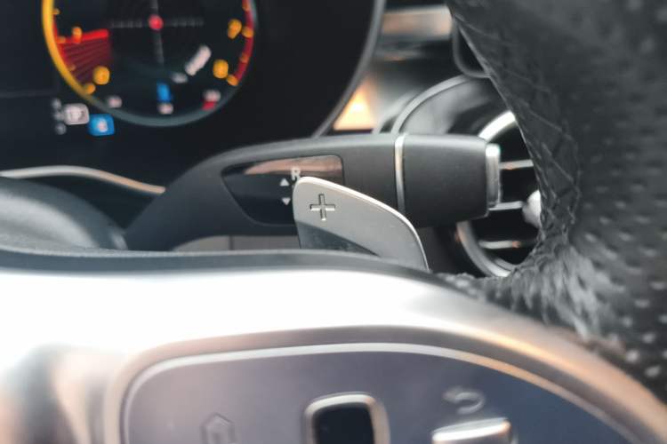 Used Mercedes-Benz C-Class 2020 C 200 L Fashion Edition Sport Version Gear Lever