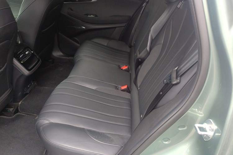 Used EXEED Lingyun 2024 300T Two-Wheel Drive Starlight Edition
