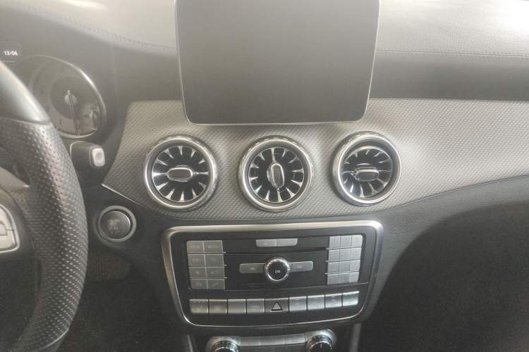 Used Mercedes-Benz GLA 2016 GLA 220 4MATIC Fashion Edition
