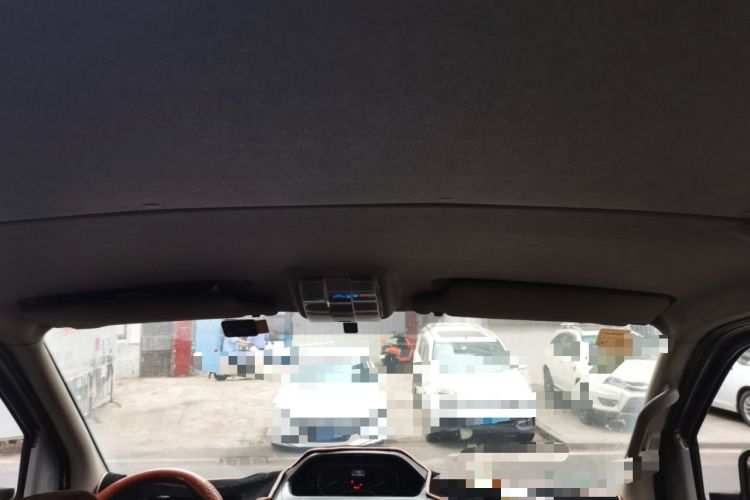 Used SAIC MAXUS Xintu V80 2018 2.5T 6-speed manual Aoyuntong short-wheelbase ultra-low roof 5- or 6-seat model