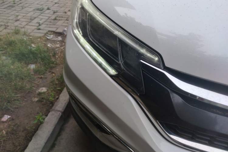 Used Honda CR-V 2015 2.0L two-wheel drive Fashion Edition
