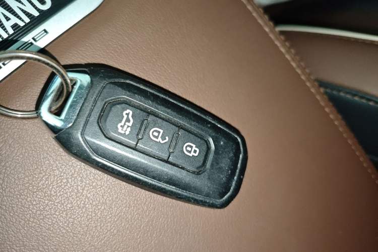 Used JMC DaDao 2023 Fly King 2.3T Gasoline Automatic 4x4 Extreme Edition