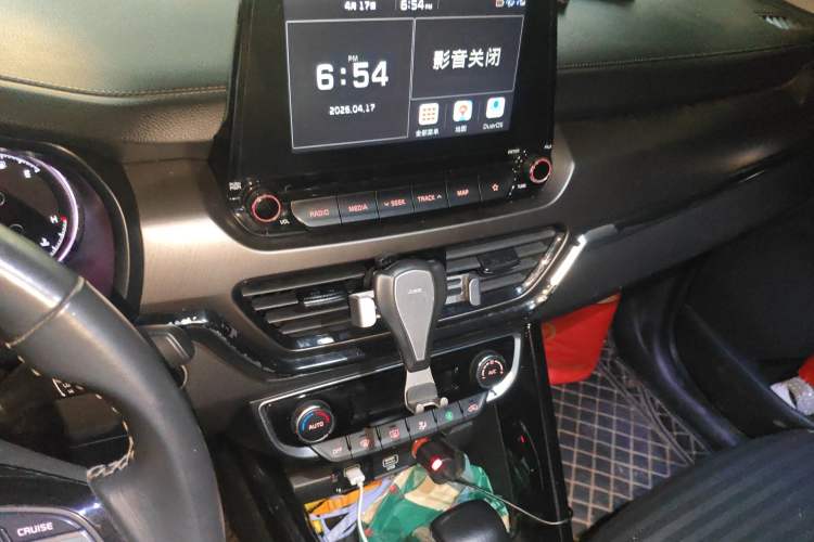 Used Kia Sportage R 2018 2.0L Automatic Smart Luxury Version China V Standard
