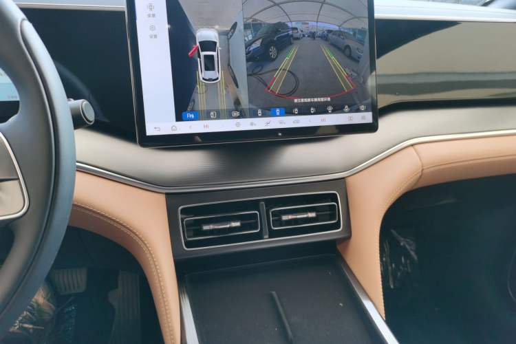 Used BYD Song L DM-i 2024 112 km Leading Edition