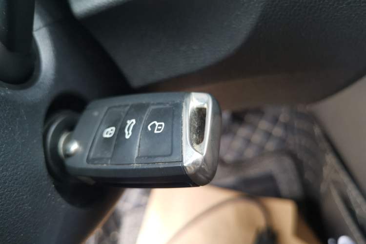 Used Volkswagen T-ROC 2020 230TSI DSG Two-Wheel Drive Advanced Version Vehicle Key