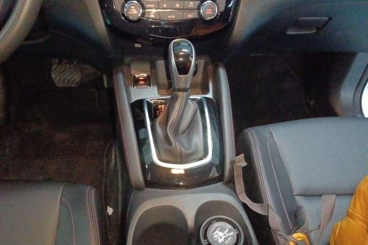 Used Nissan Qashqai 2023 Classic 2.0L CVT XV Comfort Edition