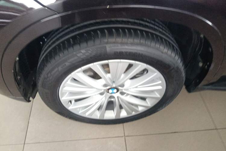 Used BMW X5 2017 xDrive28i
