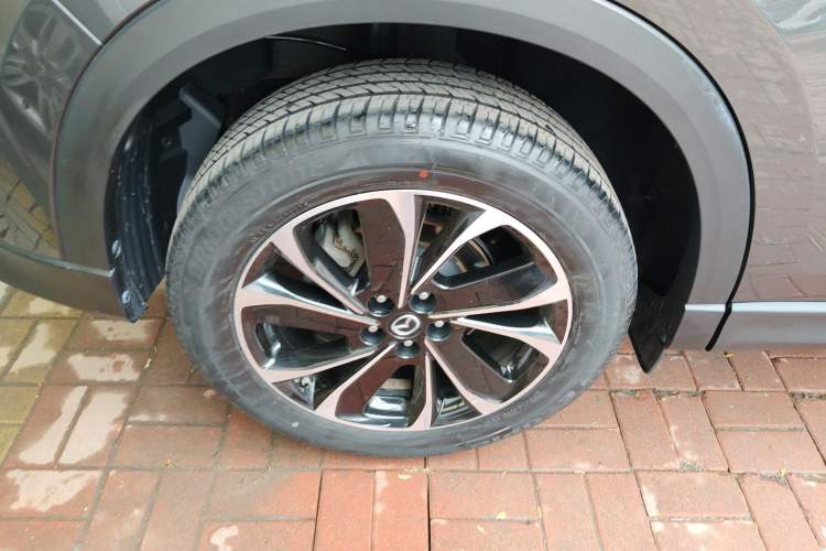 Used Mazda CX-5 2022 2.5L Automatic 4x4 Prestige Edition Right Rear Wheel Hub