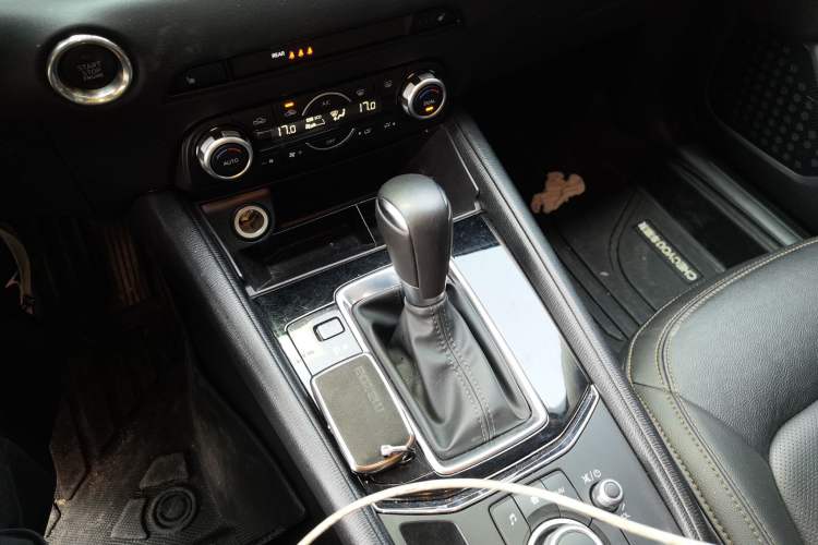 Used Mazda CX-5 2022 2.0L Automatic Two-Wheel Drive Zhiya Version
