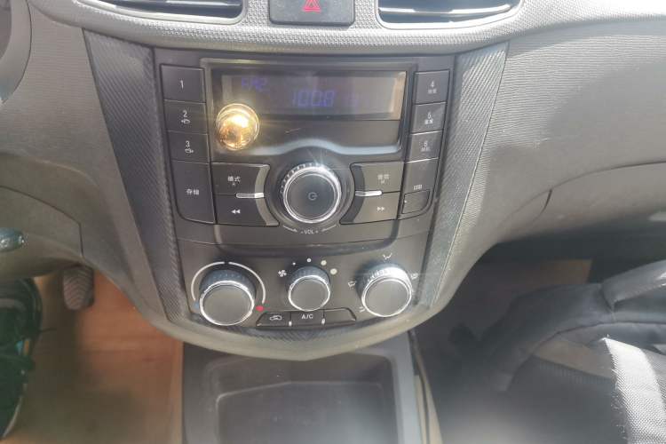 Used Wuling Hongguang 2014 1.5L S Standard Version