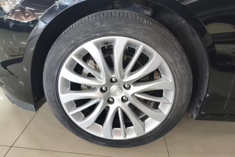 Used Buick LaCrosse 2019 28T Luxury Version
