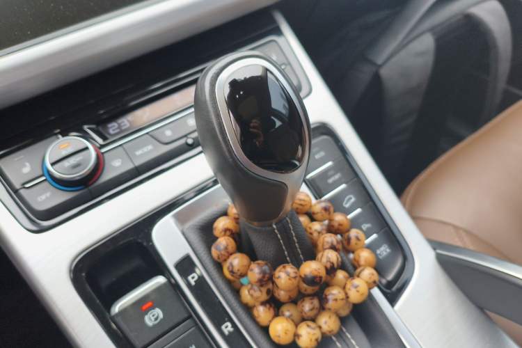 Used Geely Auto Emgrand X7 Sport 2016 1.8TD Automatic All-Wheel Drive Smart Version