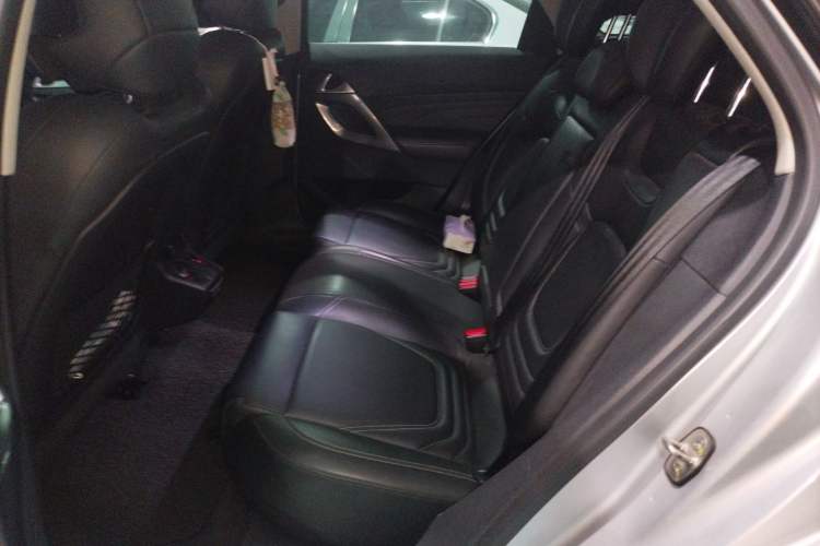 Used DS 5 2013 1.6T Luxury Edition THP160