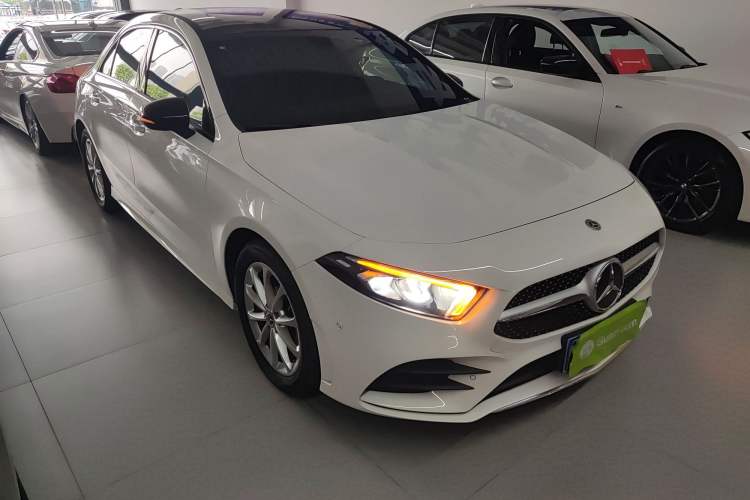 Used Mercedes-Benz A-Class 2021 A 200 L Sport Sedan Fashion Model