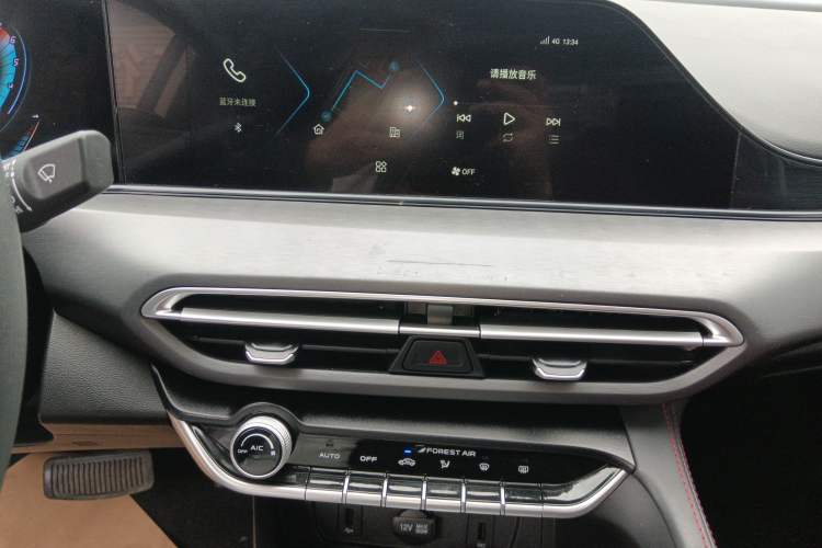 Used CHANGAN Eado 2021 PLUS Blue Whale NE 1.4T GDI DCT Prestige Model Audio And AC Panel