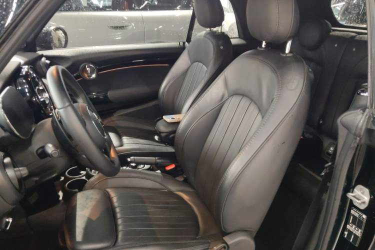 Used MINI 2023 Second Facelift 2.0T COOPER S CABRIO Artist
