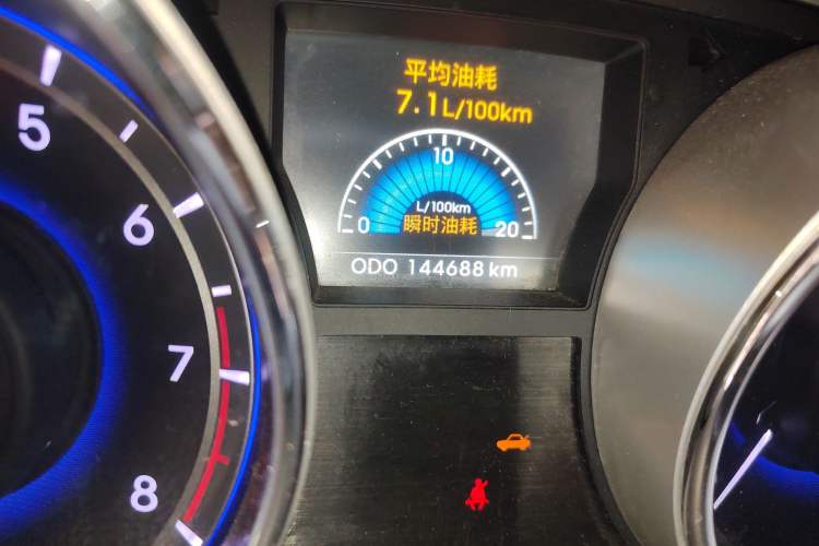 Used Hyundai Sonata 2013 2.4L Automatic Luxury Version China IV Standard
