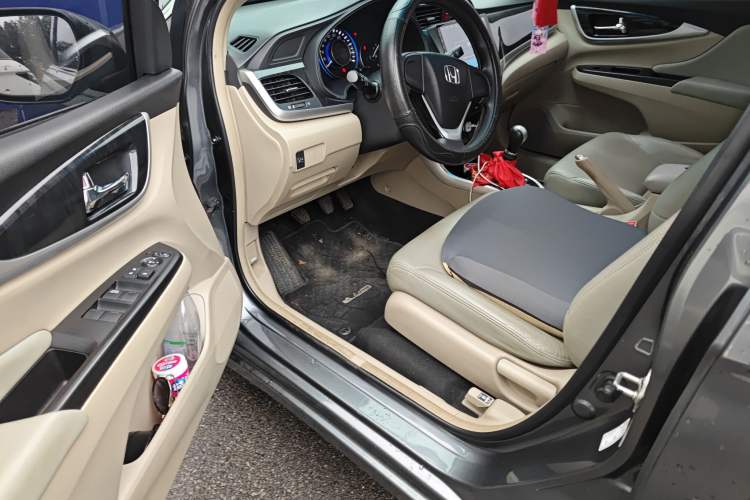 Used Honda Crider 2013 1.8L manual Comfort version Driver Seat