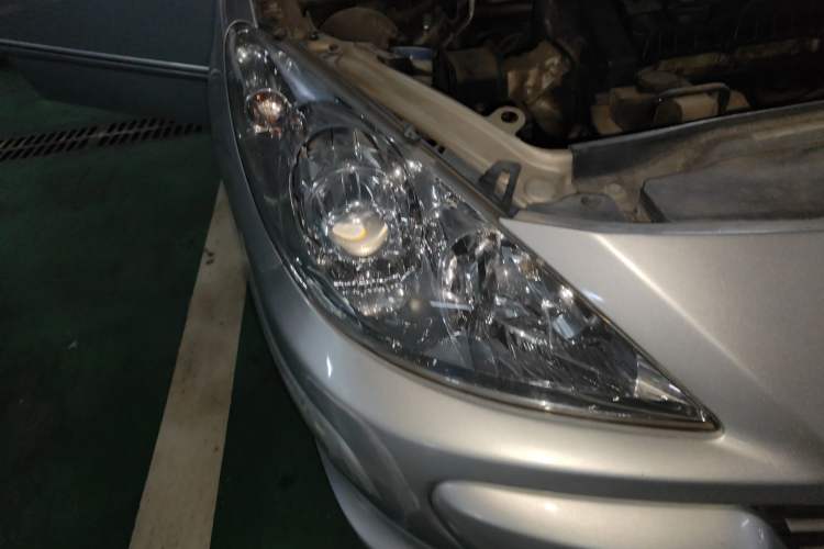 Used Peugeot 307 2010 Hatchback 1.6L Manual Comfort Edition
