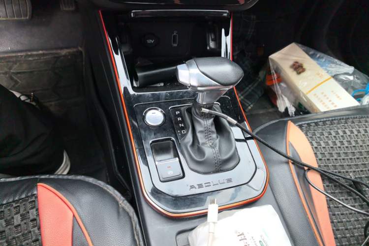 Used Dongfeng Aeolus Yixuan GS 2021 230T Automatic Star-Chasing Warrior Edition Gear Lever