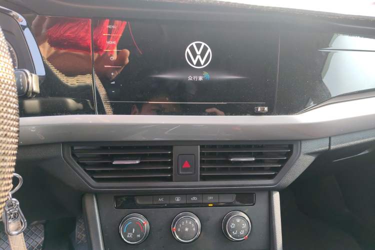 Used Volkswagen Bora 2021 1.5L Automatic Fashionable Smart Connectivity Version Audio And AC Panel