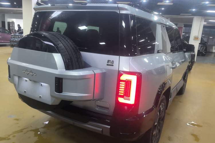 Used Formula Leopard Leopard 8 2025 Smart & Brave Flagship Edition 7 Seats