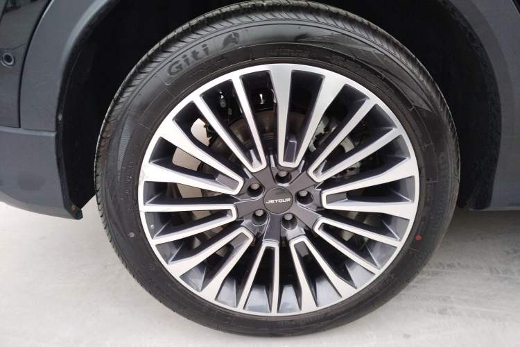 Used JETOUR X70 PRO 2023 1.6T DCT Enjoy MAX 5-seater