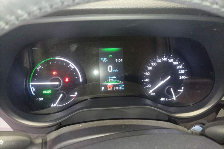 Used Toyota Granvia 2022 2.5L Hybrid Premium Edition
