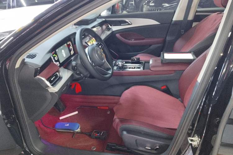 Used Hongqi H5 2025 1.5T DCT Qiyun 500 000th Unit Commemorative Edition Left Front Seat