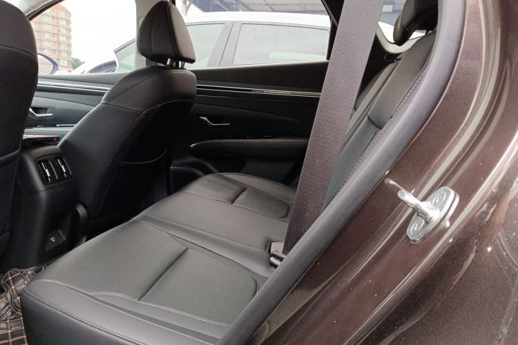 Used Hyundai Tucson 2021 Tucson L 1.5T DCT Luxury Prestige Edition Interior 4