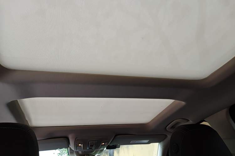 Used Mercedes-Benz GLE 2019 GLE 320 4MATIC Luxury Collection Edition Headliner