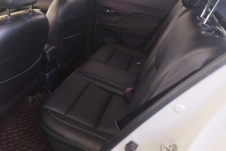 Used Nissan Kicks 2020 1.5L XL CVT Cool Enjoyment Edition