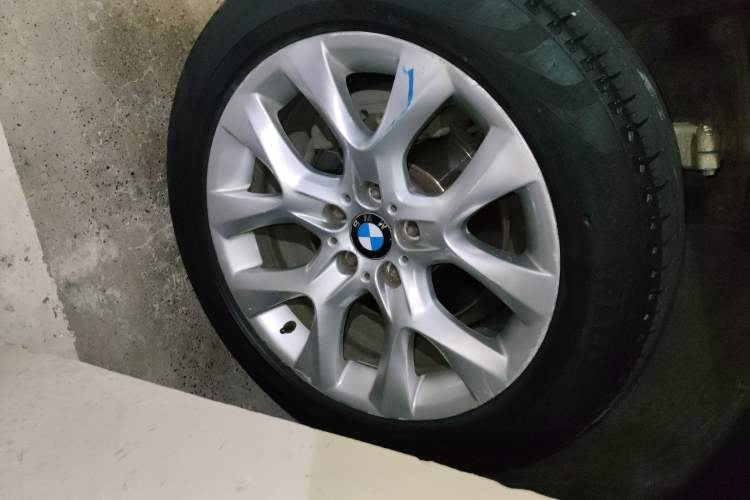 Used BMW X5 2011 xDrive35i U.S. specification